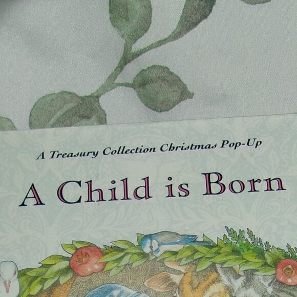 4 Vintage Christmas Popup Collection Books - Picture 5 of 6